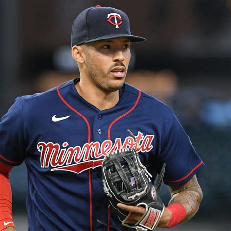 carlos correa dior|Carlos Correa sends Twins 'Dior' warning as MLB free agency .